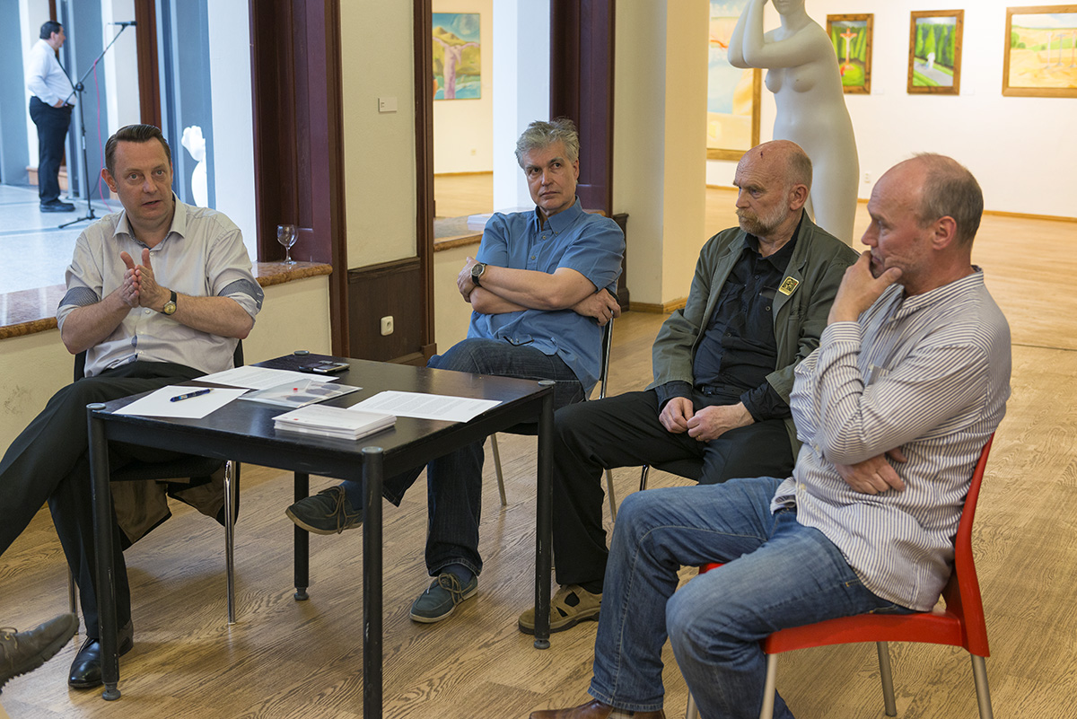 Kurátor Richard Drury a umělci Ivan Komárek, Vojtěch Adamec a Jiří Středa, foto: Petr Šálek